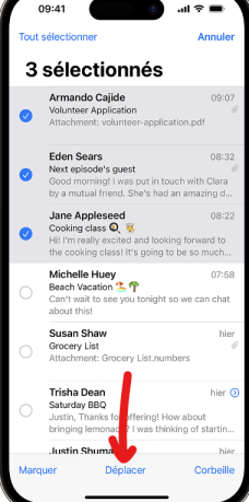 select the mail and click mov
